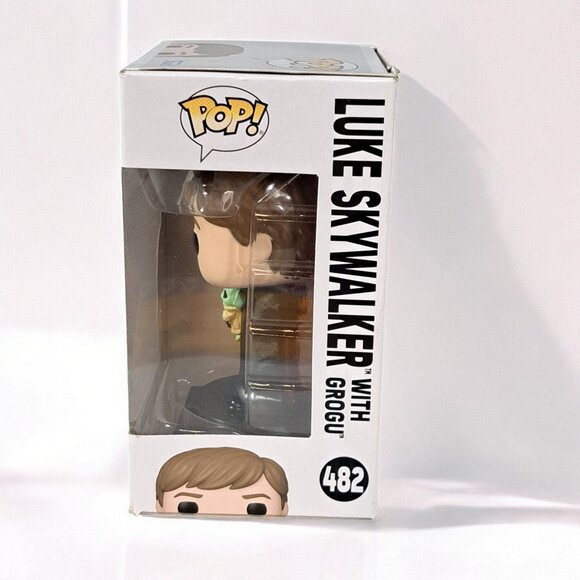 Funko Pop Luke Skywalker with Grogu #482 Star Wars - Picture 6 of 9